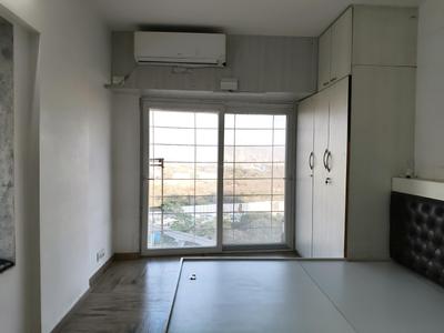 Bedroom Image of 1250 Sq.ft 3 BHK Apartment / Flat for sale in Indiabulls Blu Tower A, Worli Mumbai for Rs. 110000000