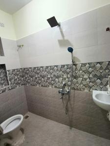Bathroom Image of 1500 Sq.ft 3 BHK Builder Floor for rent in Moulivakkam Chennai for Rs. 30000