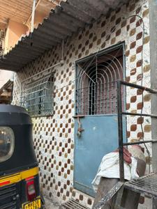 Balcony Image of 400 Sq.ft 1 BHK Duplex for sale in Mulund West Mumbai for Rs. 3599999
