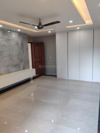 DLF Phase 5 Main Image 1