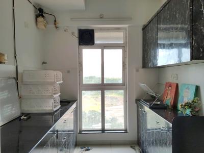Kitchen Image of 930 Sq.ft 2 BHK Apartment / Flat for rent in Kasarvadavali Thane for Rs. 30000
