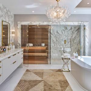 Image of 10000 Sq.ft 5 BHK Villa for sale in Juhu, Mumbai for Rs. 2000000000