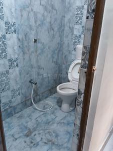 Bathroom Image of 1300 Sq.ft 3 BHK Apartment / Flat for rent in Dum Dum Kolkata for Rs. 25000
