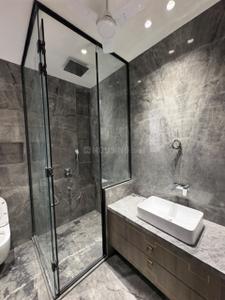Bathroom Image of 4500 Sq.ft 4 BHK Builder Floor for sale in South Extension II New Delhi for Rs. 130000000