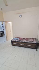 Bedroom Image of 600 Sq.ft 1 BHK Apartment / Flat for rent in Satellite Ahmedabad for Rs. 17000