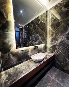 Bathroom Image of 2200 Sq.ft 3 BHK Independent House for sale in Crown Realties Radhe Krishna Nagar, Mathpurena Raipur for Rs. 6900000