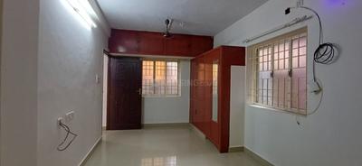 Hall Image of 1000 Sq.ft 2 BHK Builder Floor for rent in Ekkatuthangal Chennai for Rs. 26005