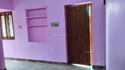 Living Room Image of 1000 Sq.ft 2 BHK Builder Floor for rent in Periya Pudur Salem for Rs. 8500