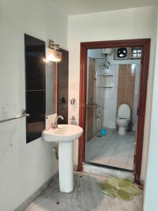 Image of 2100 Sq.ft 3 BHK Apartment / Flat for rent in Himayath Nagar, Hyderabad for Rs. 60000