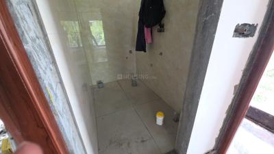 Bathroom Image of 600 Sq.ft 1 BHK Independent House for rent in Singasandra Bengaluru for Rs. 25000