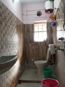 Common Bathroom Image of 1000 Sq.ft 3 BHK Apartment / Flat for sale in Kasba Kolkata for Rs. 4950000