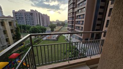 Balcony Image of 1200 Sq.ft 3 BHK Apartment / Flat for sale in Siddharth Luxuria, Jagatpur Ahmedabad for Rs. 9200000