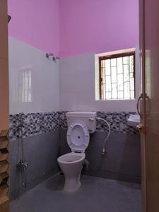 Common Bathroom One Image of 750 Sq.ft 2 BHK Independent House for rent in Kasba Kolkata for Rs. 16000