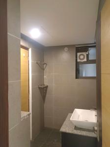 Common Bathroom Image of 1385 Sq.ft 2 BHK Apartment / Flat for sale in Paras Dews by Paras Buildtech , Sector 106 Gurgaon for Rs. 16000000