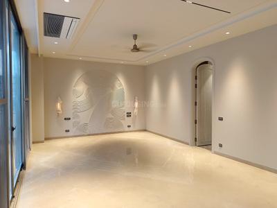 Bedroom Image of 9000 Sq.ft 4.5 BHK Builder Floor for sale in Greater Kailash II New Delhi for Rs. 235000000