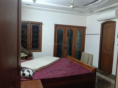 Bedroom Image of 6000 Sq.ft 5 BHK Independent House for rent in Adyar Chennai for Rs. 200000