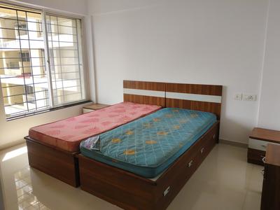 Bedroom Image of 1090 Sq.ft 2 BHK Apartment / Flat for rent in Guardian Lake Shire, Jambhulwadi Pune for Rs. 18000