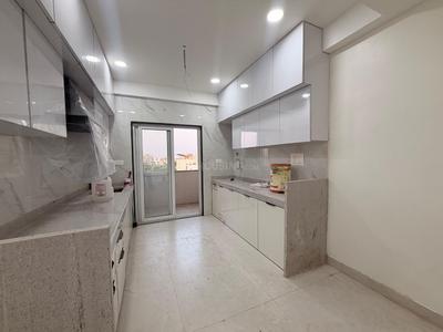 Kitchen Image of 2100 Sq.ft 3.5 BHK Apartment / Flat for rent in Laxminagar Nagpur for Rs. 75000