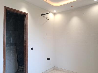 Bedroom Image of 900 Sq.ft 3 BHK Builder Floor for sale in Paschim Vihar New Delhi for Rs. 21000000