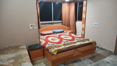 Bedroom Image of 1250 Sq.ft 2 BHK Apartment / Flat for rent in Ambanagar Surat for Rs. 25000