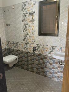 Bathroom Image of 1290 Sq.ft 2 BHK Apartment / Flat for rent in Umbergaon Town Umargam for Rs. 15000