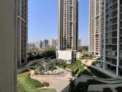 Balcony Image of 650 Sq.ft 1.5 BHK Apartment / Flat for sale in Kalpataru Paramount, Thane West Thane for Rs. 12700000