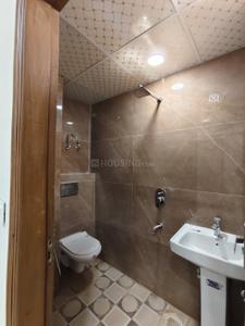Bathroom Image of 1650 Sq.ft 4 BHK Builder Floor for sale in SM Homes, Sector 73 Noida for Rs. 7251000