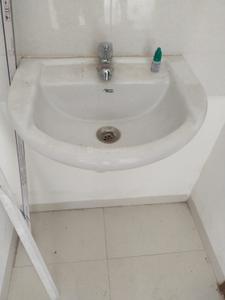 Bathroom Image of 914 Sq.ft 2 BHK Apartment / Flat for sale in Scheme No 140 Indore for Rs. 4200000