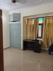 Bedroom Image of 1100 Sq.ft 2 BHK Apartment / Flat for rent in Patparganj New Delhi for Rs. 40000
