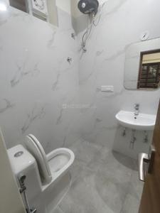 Bathroom Image of 1200 Sq.ft 2 BHK Apartment / Flat for rent in Varanasi Bengaluru for Rs. 23000