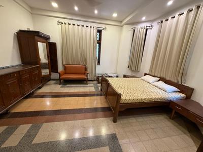 Bedroom Image of 1600 Sq.ft 2 BHK Apartment / Flat for rent in Colaba Mumbai for Rs. 225000
