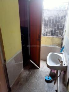 Bathroom Image of 1100 Sq.ft 2 BHK Independent House for rent in Ganeshguri Guwahati for Rs. 12000