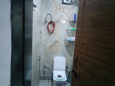 Bathroom Image of 500 Sq.ft 2 BHK Builder Floor for rent in Madhu Vihar New Delhi for Rs. 9000