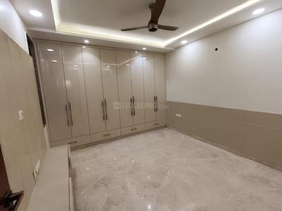 Bedroom Image of 1800 Sq.ft 3 BHK Builder Floor for rent in Rajouri Garden New Delhi for Rs. 85000