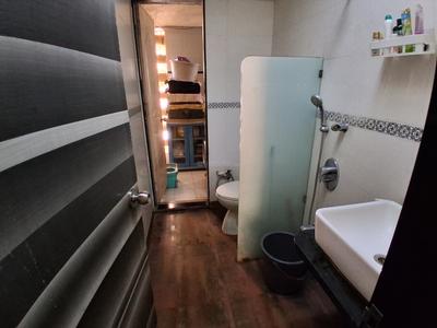 Bathroom Image of 1400 Sq.ft 2 BHK Apartment / Flat for sale in Mahaavir Jyoti, Kharghar Navi Mumbai for Rs. 16100000