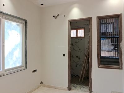 Bedroom Image of 1000 Sq.ft 3 BHK Builder Floor for sale in Paschim Vihar New Delhi for Rs. 20000000