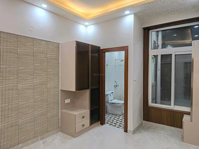 Bedroom Image of 1250 Sq.ft 3 BHK Builder Floor for sale in Indirapuram Ghaziabad for Rs. 8000000