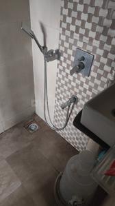 Bathroom Image of 528 Sq.ft 1 BHK Apartment / Flat for rent in Bhoomi Acres, Hiranandani Estate Thane for Rs. 23000