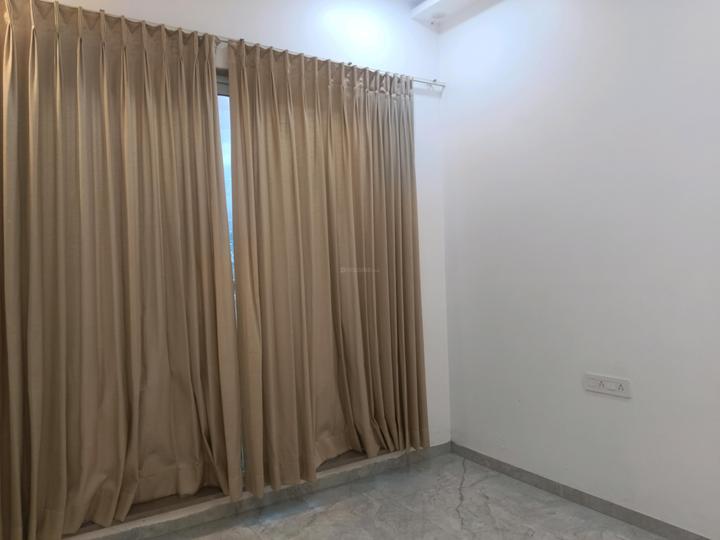 Shraddha Paradise Main Image 1