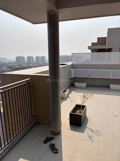 Vishwanath Sarathya West Main Image 1