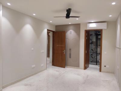 Bedroom Image of 2500 Sq.ft 4 BHK Builder Floor for sale in Anant Raj Estate, Kadarpur Gurgaon for Rs. 31000000