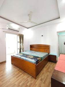 Bedroom Image of 1350 Sq.ft 2.5 BHK Apartment / Flat for rent in Azad Apartments, Kalu Sarai New Delhi for Rs. 75000