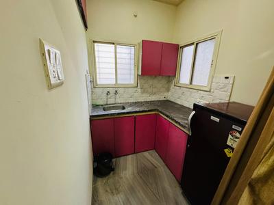 Kitchen Image of 250 Sq.ft 1 RK Builder Floor for rent in Mahalakshmi Nagar Indore for Rs. 12000