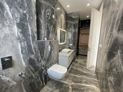 Image of 2600 Sq.ft 4 BHK Builder Floor for sale in Model Town, New Delhi for Rs. 62500000