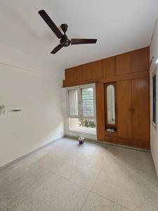 Bedroom Image of 850 Sq.ft 2 BHK Apartment / Flat for rent in Jalvayu Tower, Sector 56 Gurgaon for Rs. 42000