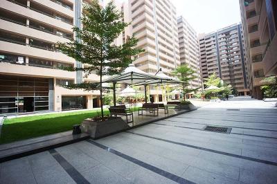Image of 2025 Sq.ft 3 BHK Apartment / Flat for sale in Anavya Parmeshwar, Adalaj, Gandhinagar for Rs. 10000000