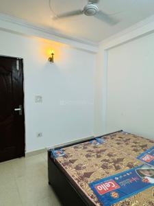Bedroom Image of 800 Sq.ft 2 BHK Builder Floor for rent in Saket New Delhi for Rs. 26000