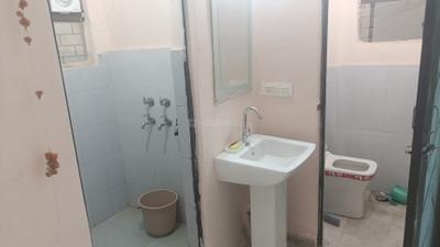 Bathroom Image of 700 Sq.ft 1 BHK Apartment / Flat for sale in UPAVP Brahmputra Enclave, Siddharth Vihar Ghaziabad for Rs. 3700000