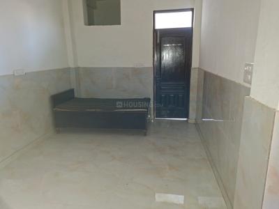 Kitchen Image of 450 Sq.ft 1 RK Apartment / Flat for rent in Sector 62A Noida for Rs. 13500