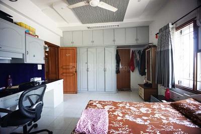 Bedroom Image of 2790 Sq.ft 4 BHK Apartment / Flat for sale in Navrangpura Ahmedabad for Rs. 18500000